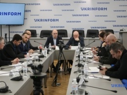 Украина должна усилить международное давление на Россию в деле МН17 - эксперты