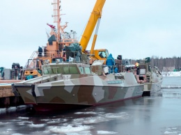 В Питере готовят первый женский экипаж для Черноморского флота