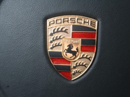 Porsche проводит испытания гибридной версии 911