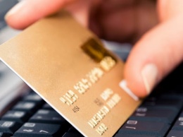 Банковские аферисты на Херсонщине обчищают карточки и берут липовые кредиты