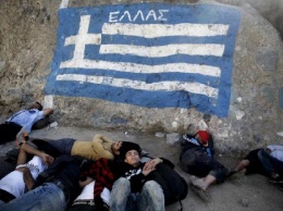 Греция развернет два временных лагеря для сирийских беженцев