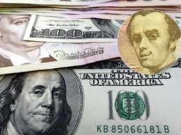 Украинцев ждет новый курс доллара: что будет с гривней из-за Кабмина и коронавируса