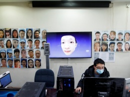 Коронавирус слежке не помеха: в Китае создали систему распознавания лиц в медицинских масках