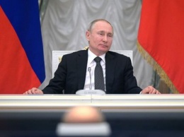 WSJ: Разногласия в Кремле помогают Путину оставаться номером 1 в России
