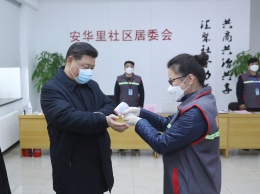 Си Цзиньпин неожиданно прибыл в Ухань - центр вспышки коронавируса