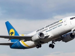 Коронавирус: МАУ сокращает часть рейсов в ряд стран и внутри Украины