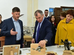 В республике выбрали лучших производителей крымских сувениров (ФОТО)