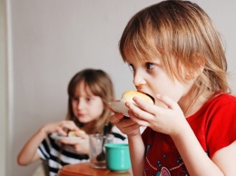 Проверки продолжаются: чем кормят детей в запорожских школах и детсадах