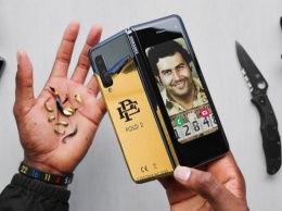 Гибкий смартфон брата Пабло Экскобара оказался "раскладушкой" Samsung
