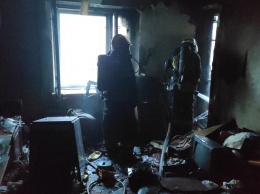 В Северодонецке на балконе многоэтажки загорелись вещи: спасатели эвакуировали 4 граждан