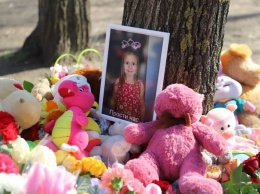 Родители погибшей Ани Ждан отказались от 100 тысяч материальной помощи мэрии