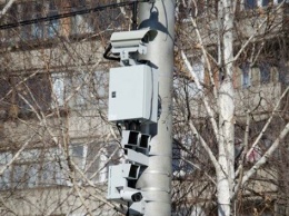 Водителей ждут мощные штрафы: на украинских дорогах заработали камеры-шпионы