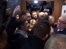 Нацкорпус подал в СБУ заявление о государственной измене Сивохо