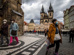 Карантин в Чехии: жителям запретили выходить на улицу без острой необходимости