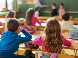 В Симферополе пока не планируют закрывать школы и детсады из-за коронавируса