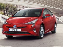 В России отзовут 224 автомобиля Toyota Prius