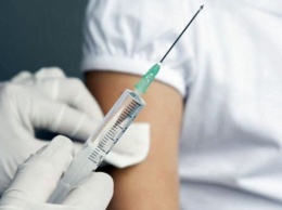 Американским волонтерам ввели вакцину от коронавируса
