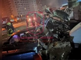 В Киеве пьяный лихач устроил масштабное ДТП на перекрестке: видео момента