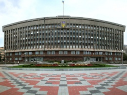 В Запорожском областном совете проводят температурный скрининг чиновников и просят депутатов отменить личные приемы граждан