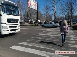 В Николаеве автомобиль сбил школьника на переходе возле автовокзала (ФОТО)