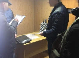 В Донецкой области на взятке в 3,5 тысячи долларов попался прокурор, - ФОТО