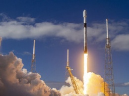 Компания Илона Маска вывела на орбиту еще 60 интернет-спутников Starlink