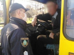 На Херсонщине полицейские составили 20 админпротоколов о нарушении правил карантина