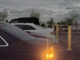 Видео: штатная камера Tesla сняла землетрясение