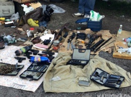 В Черкассах у местного жителя изъяли арсенал оружия