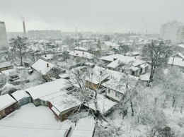 Зима вернулась в марте: в Киеве и семи областях снежит, в Карпатах 13 градусов мороза (ФОТО, ВИДЕО)