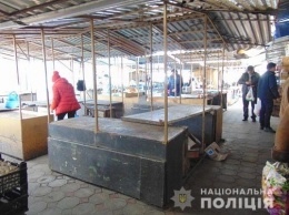 Житель Херсонщины «отличился» на рынке в Николаеве: ограбил 70-летнюю старушку