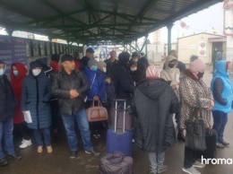Около 30 человек хотят пересечь «Станицу Луганскую», несмотря на закрытие КПВВ