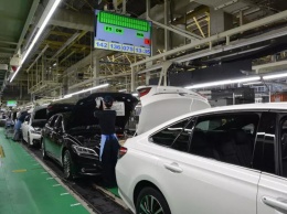 Toyota временно остановит работу пяти автозаводов