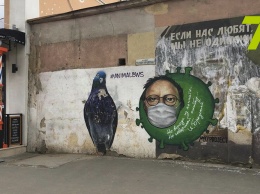 «Не выходи из комнаты»: в центре Одессы появился карантинный мурал с Бродским