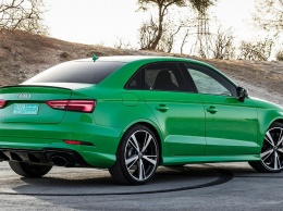 Новый седан Audi RS 3 впервые заметили на тестах