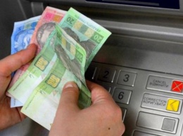 НБУ обязал банки загрузить банкоматы и вовремя возвращать депозиты
