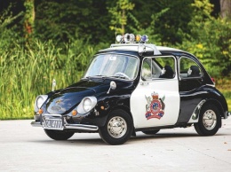 50-летний полицейский Subaru 360 продадут на аукционе