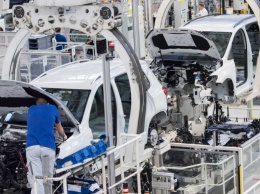 Volkswagen сообщил о еженедельных потерях в 2 млрд евро из-за COVID-19