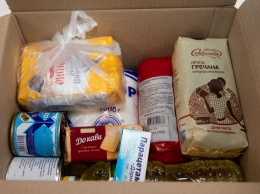 В офисе "ЕС" начали собирать продуктовые наборы для людей на карантине