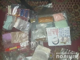 ЛСД, МДМА, амфетамин... В Павлограде перекрыли межобластной канал поставки наркотиков (ВИДЕО)