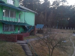На западной границе Украины на обсервацию не отправляют. Хотя для приезжающих уже приготовили противотуберкулезный санаторий на Львовщине