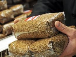 В Запорожской области запретили продавать сахар и гречку на развес