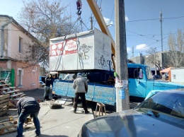 В Заводском районе Николаева демонтировали четыре незаконных киоска (ФОТО)