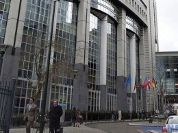 Европарламент передает Брюсселю здание и сотню автомобилей для борьбы с Covid-19