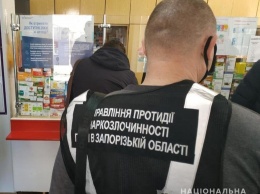 В Запорожской области фармацевты без рецепта продавали кодеиносодержащие лекарства