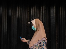 Женщины Малайзии возмущены: их призвали не ругать мужей и краситься