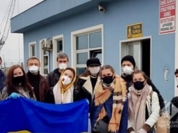 Паром из Турции вернул на родину 40 граждан Украины