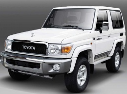 Компания Toyota продает новые Land Cruiser 70 и FJ Cruiser