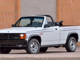 Пикап-кабриолет Dodge Dakota продадут на аукционе