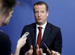 МИД РФ подколол шведского министра из-за его жалобы на атаку "русских троллей"